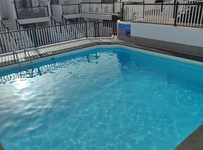 Lanzarote Volcano * بويرتو ذيل كارمين